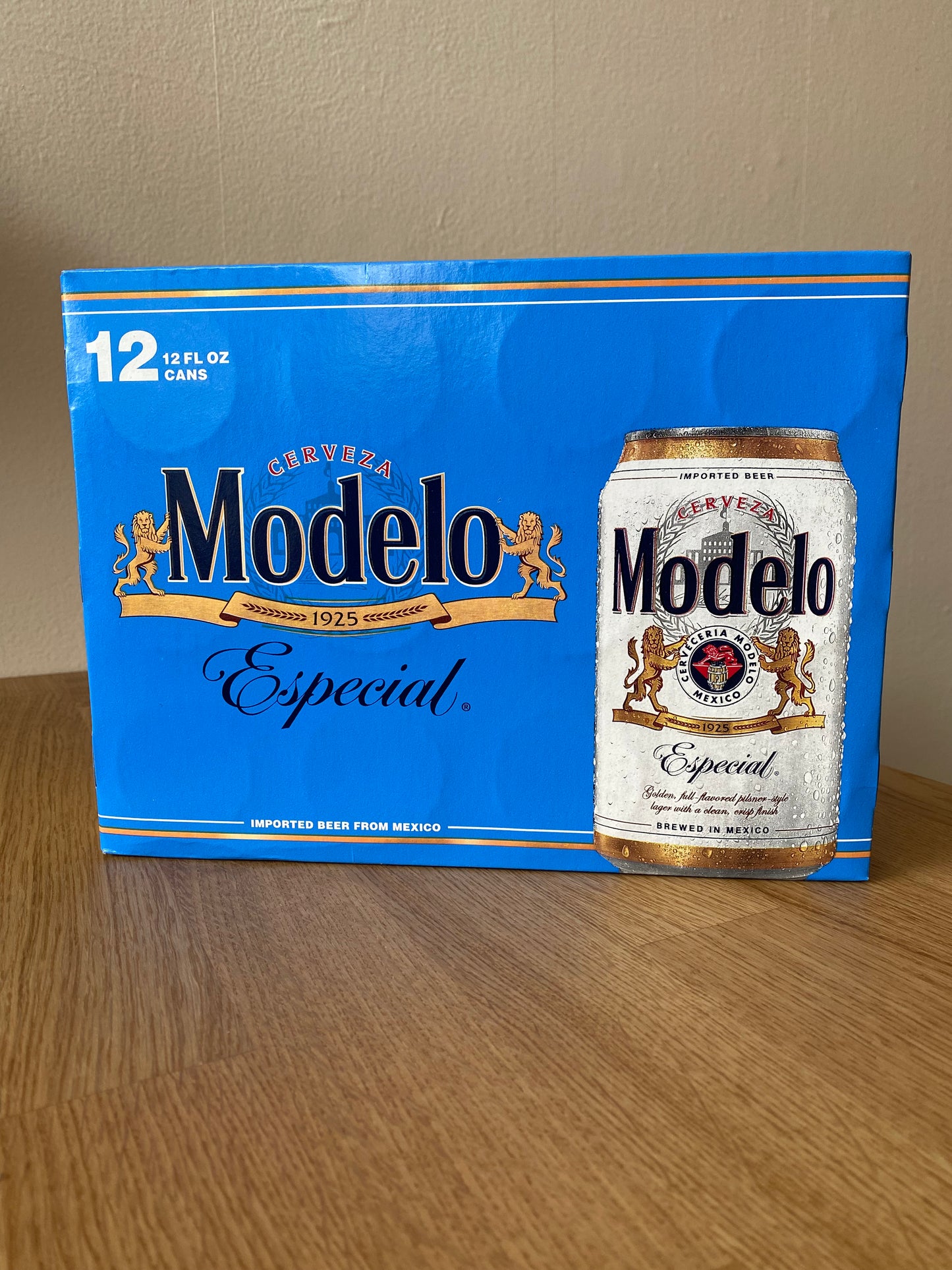 Modelo - Especial