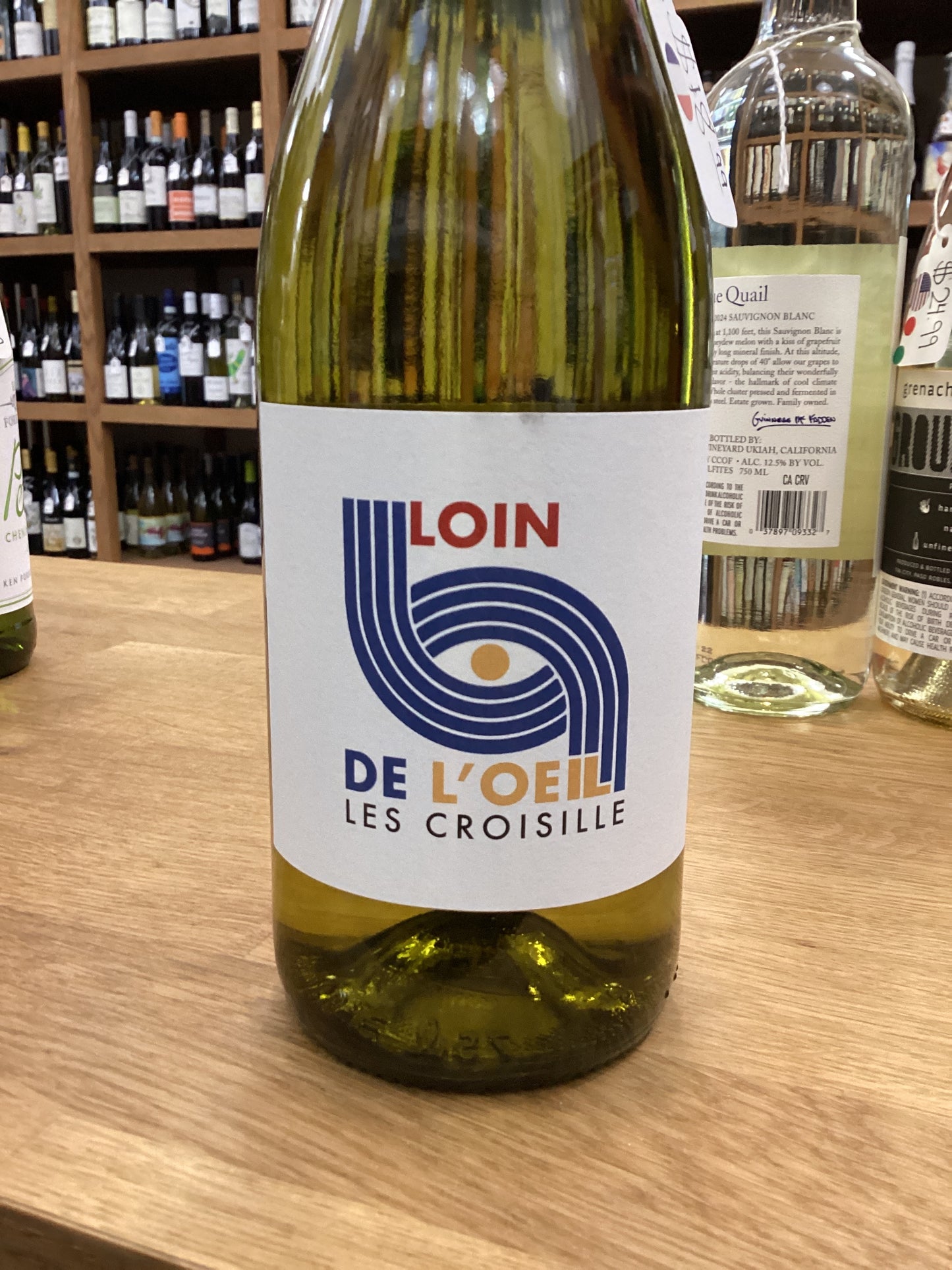 Chateau les Croisille - 'Loin de L'oeil' White Blend 2024